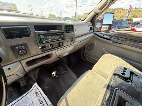 Used 1999 Ford F250 XLT image 13