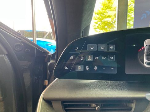 Used 2024 Lucid Air Touring AWD/4WD image 23