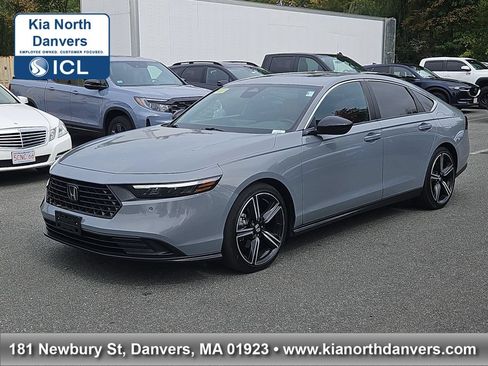 Used 2023 Honda Accord Sport image 1