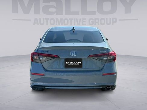 Used 2024 Honda Civic Sport image 4