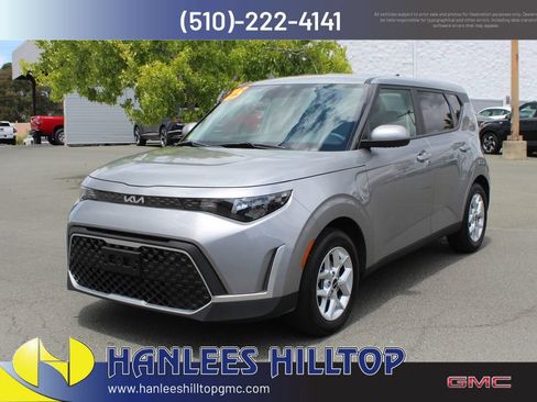 Used 2025 Kia Soul S FWD image 3