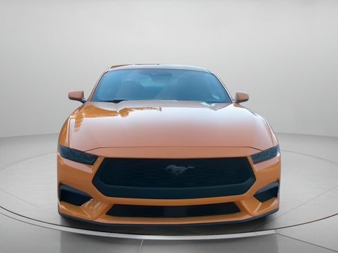 Certified 2026 Ford Mustang Coupe RWD image 7