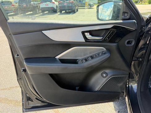Used 2024 Acura MDX SH-AWD image 14