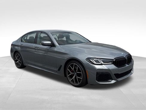 Used 2023 BMW 530i xDrive w/ M Sport Package AWD/4WD image 3