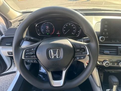 Used 2019 Honda Accord LX image 11