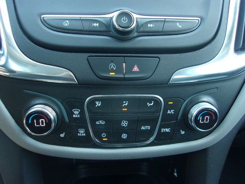 Used 2023 Chevrolet Equinox LT AWD/4WD image 21