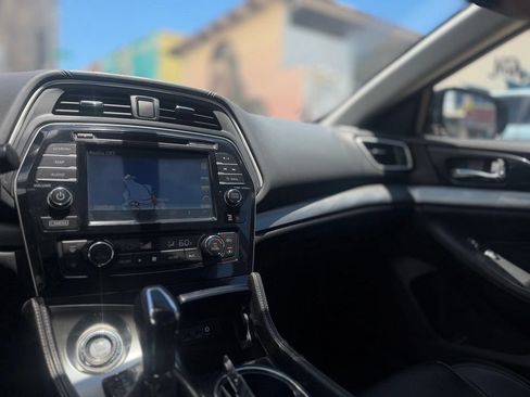 Used 2018 Nissan Maxima 3.5 SV FWD image 19