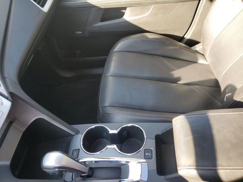 Used 2013 GMC Terrain SLT w/ Safety Package image 24