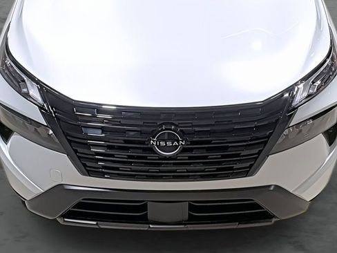 New 2026 Nissan Rogue SV AWD/4WD image 16
