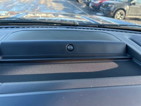 Used 2025 Ford F150 Lariat w/ Equipment Group 501A Mid image 20