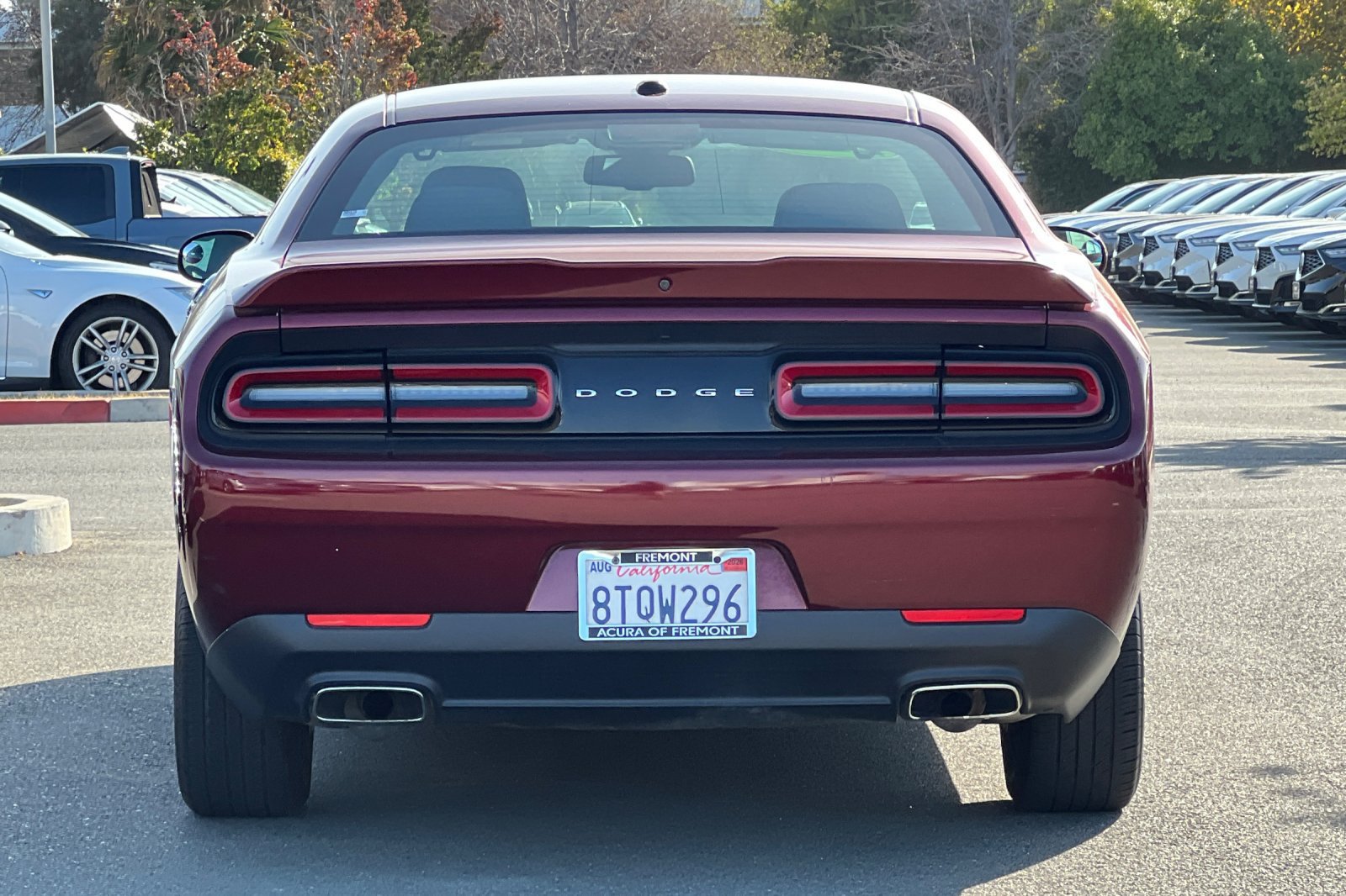 Used 2019 Dodge Challenger SXT RWD image 5