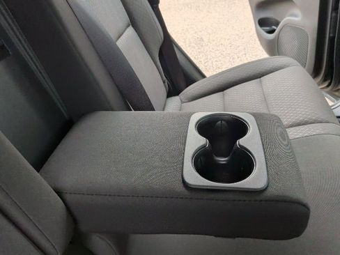 Used 2019 Jeep Grand Cherokee Laredo image 21