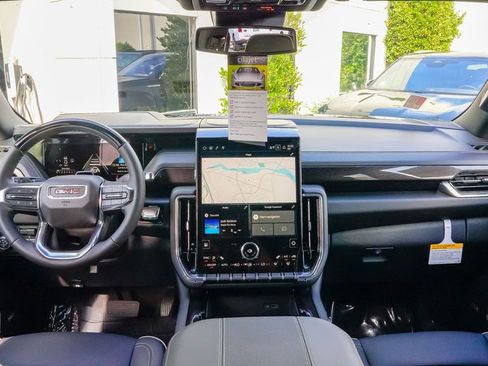 New 2026 GMC Yukon Elevation image 15