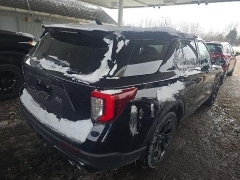 Used 2021 Ford Explorer ST w/ ST Street Pack image 3