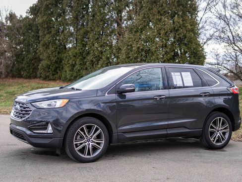 Used 2021 Ford Edge Titanium image 8