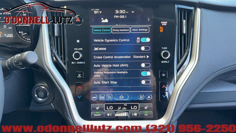Used 2025 Subaru Outback Premium AWD/4WD image 23