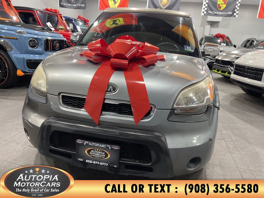 Used 2010 Kia Soul + w/ Audio Pkg FWD image 1