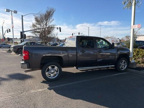 Used 2011 Chevrolet Silverado 2500 LTZ w/ LTZ Plus Package image 7