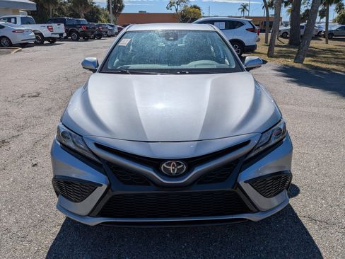 Used 2024 Toyota Camry XSE FWD image 9