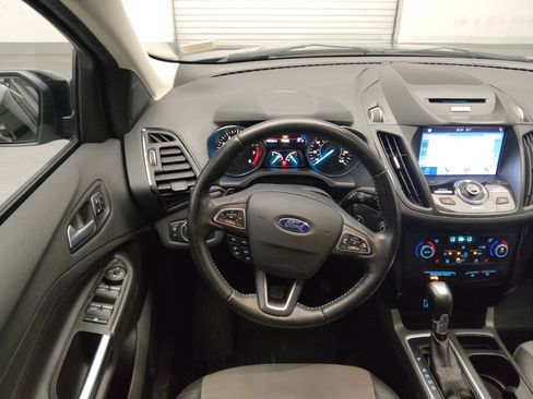 Used 2017 Ford Escape Titanium FWD image 22
