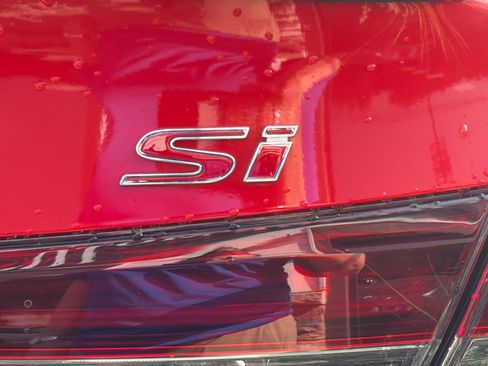 Used 2026 Honda Civic Si image 9