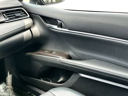 Used 2024 Toyota Camry XSE w/ Navigation Package FWD image 28