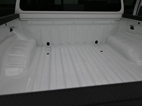 New 2026 Nissan Frontier SV AWD/4WD image 14