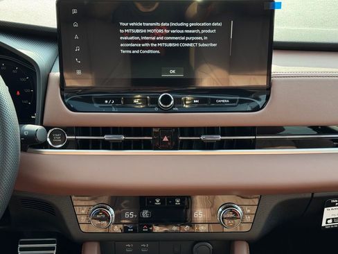 New 2026 Mitsubishi Outlander SEL image 22