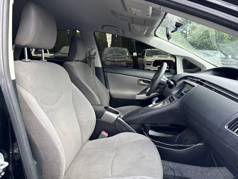 Used 2015 Toyota Prius Three w/ Protection Package FWD image 11