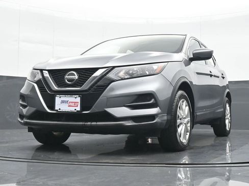 Used 2022 Nissan Rogue Sport S image 16