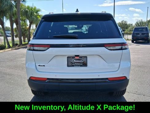Certified 2025 Jeep Grand Cherokee Altitude AWD/4WD image 6