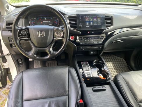 Used 2019 Honda Pilot Touring image 30