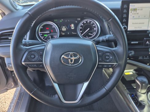 Used 2023 Toyota Camry XLE w/ Navigation Package FWD image 9