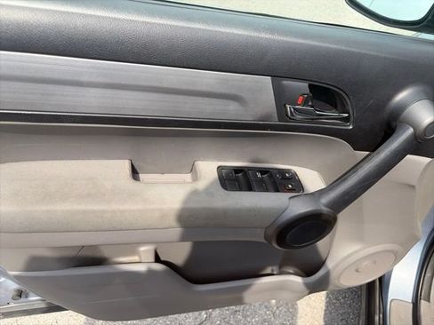 Used 2010 Honda CR-V LX image 17
