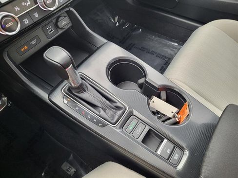 Certified 2024 Honda Civic EX image 18