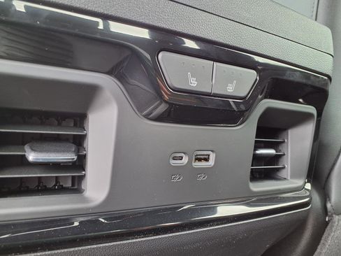 New 2026 GMC Sierra 1500 AT4 w/ AT4 Premium Package image 22