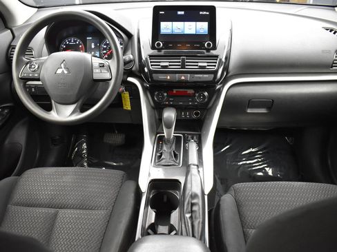 Used 2023 Mitsubishi Eclipse Cross LE AWD/4WD image 14