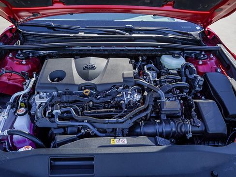 New 2026 Toyota Camry Hybrid FWD image 14