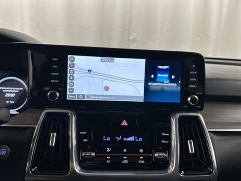 Used 2023 Kia Sorento SX Prestige AWD/4WD image 13