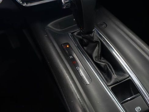 Used 2019 Honda HR-V EX-L image 8
