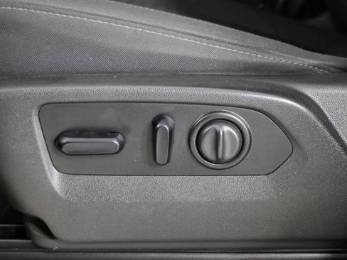 Used 2021 Chevrolet Silverado 1500 RST w/ Z71 Off-Road Package image 23