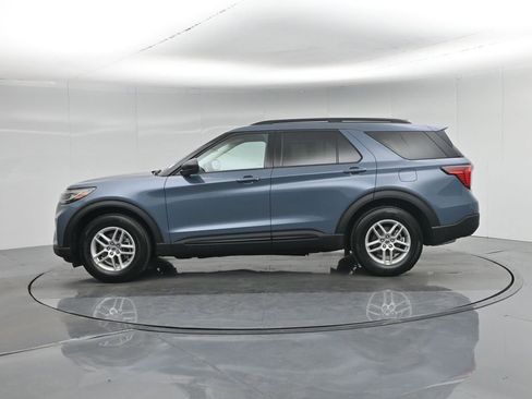 New 2026 Ford Explorer Active RWD image 29