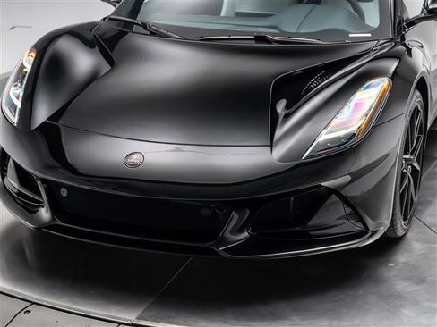 New 2025 Lotus Emira image 9