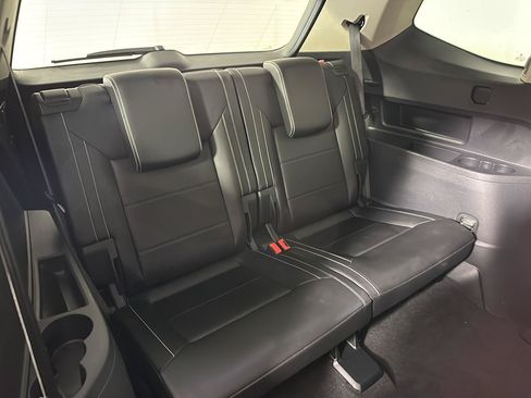 Used 2021 Volkswagen Atlas SE AWD/4WD image 17