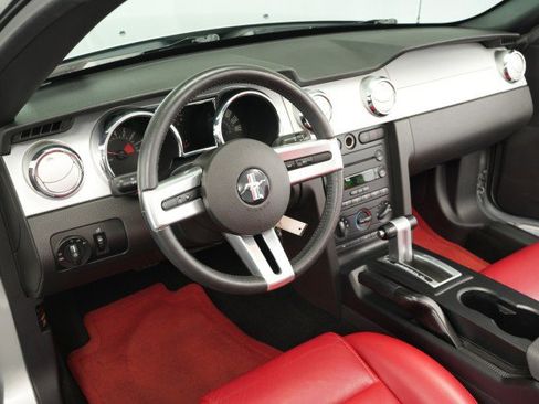 Used 2006 Ford Mustang GT image 32