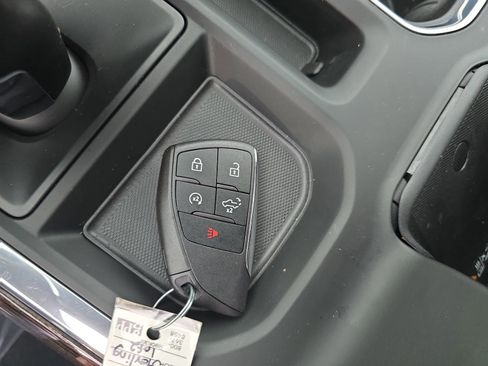 Used 2025 GMC Sierra 1500 Elevation w/ Elevation Premium Package AWD/4WD image 38