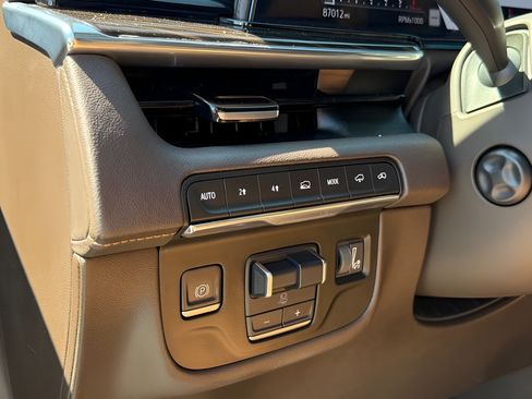 Used 2021 Cadillac Escalade Sport AWD/4WD image 15