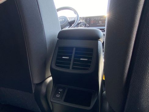 New 2026 Kia Seltos LX image 23