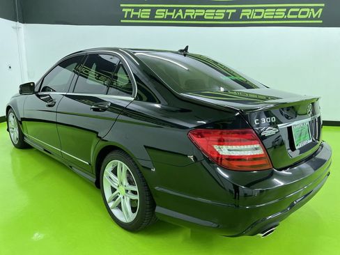 Used 2013 Mercedes-Benz C 300 4MATIC Sedan image 7