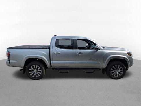 Used 2023 Toyota Tacoma Limited image 2
